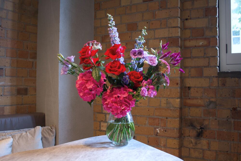 Luscious love bouquet in vase